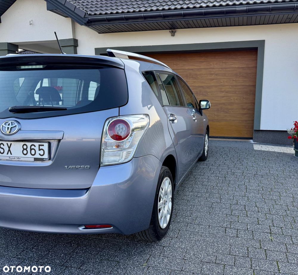 Toyota Verso - 11