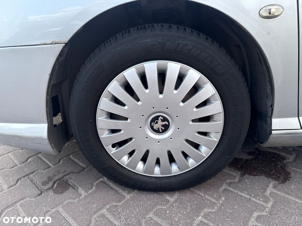 Peugeot 407 HDi 135 Premium - 30
