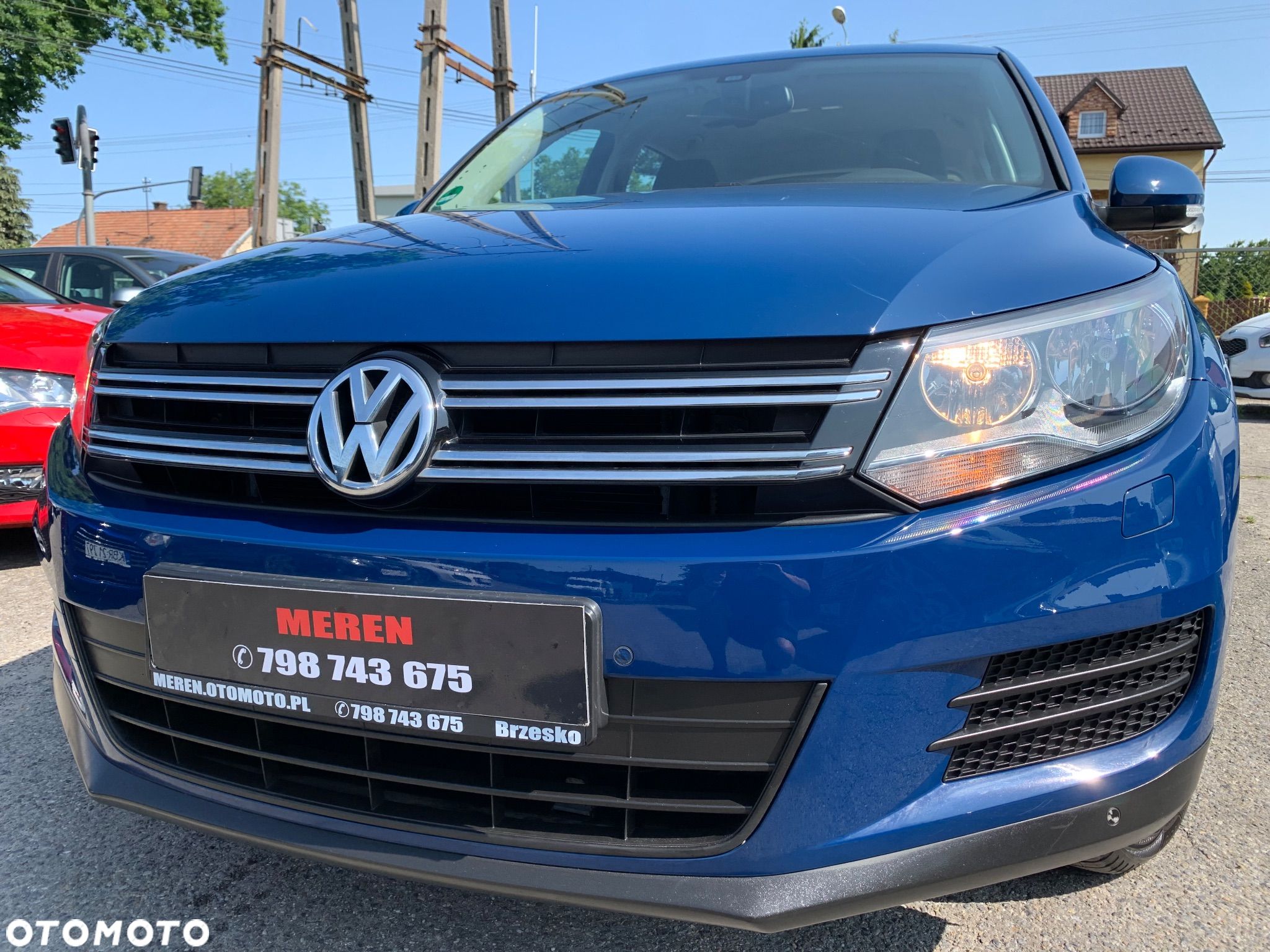 Volkswagen Tiguan - 1