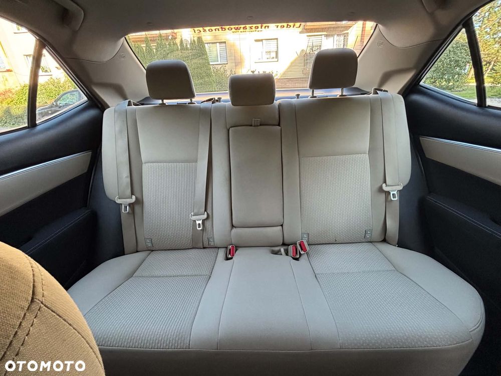 Toyota Corolla 1.6 Premium MS - 10