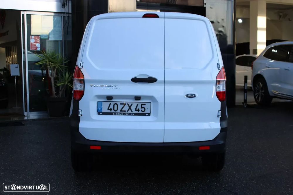 Ford transit-courier-i - 14