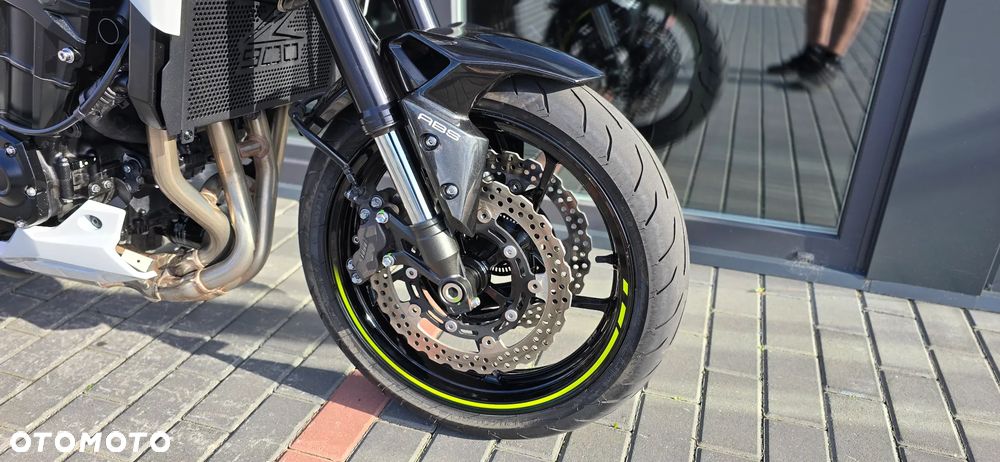 Kawasaki Z 900 - 7
