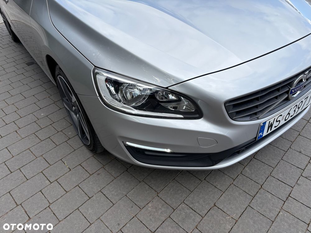 Volvo V60 D3 Geartronic Kinetic - 10