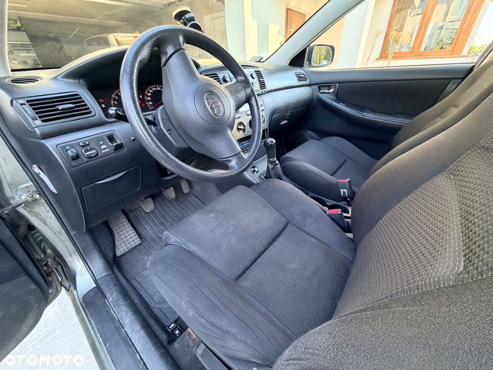 Toyota Corolla 1.6 VVT-i Terra Polaris - 5