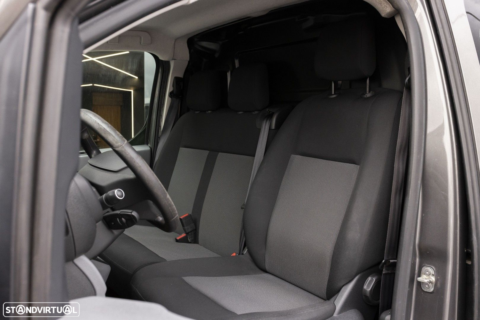 Citroën Jumpy 2.0 BlueHDi XL Club Confort Semi-Vidrado - 13