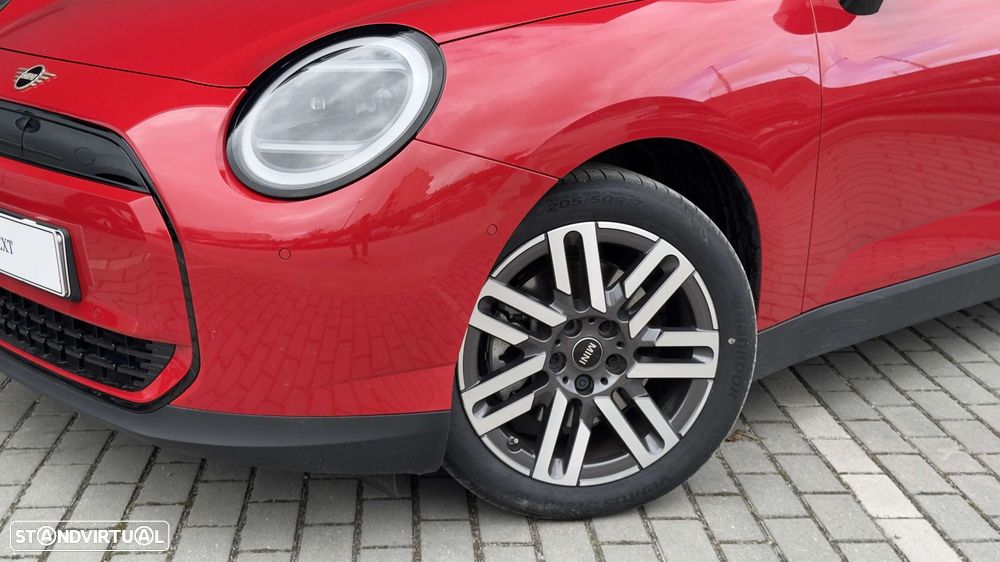 MINI 3 Portas Cooper E Classic S - 13