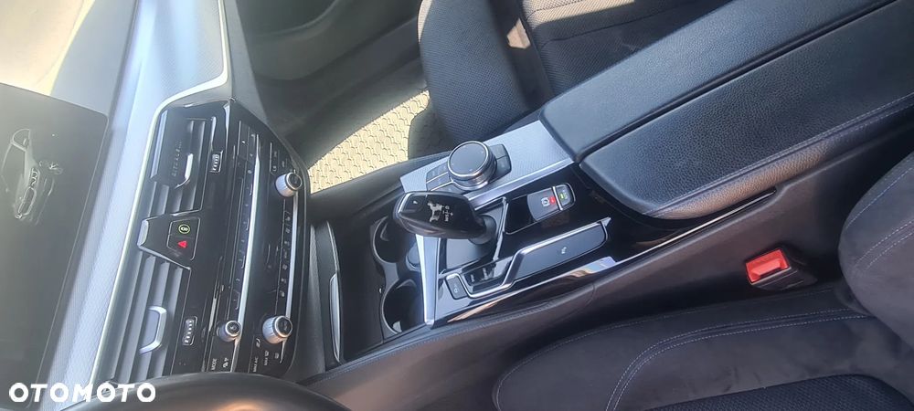 BMW Seria 5 520d xDrive M Sport sport - 8