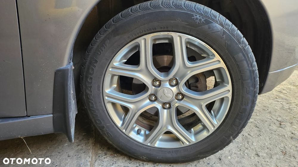 Mitsubishi Outlander 2.0 4WD Plug-In Hybrid Plus - 11