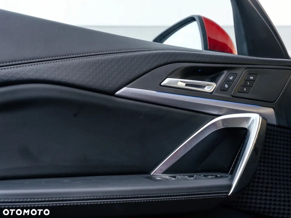 BMW X2 - 10