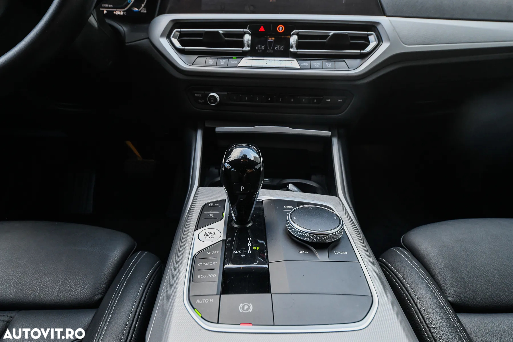 BMW Seria 3 318d Touring Aut. - 26