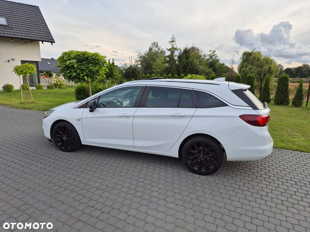 Opel Astra 1.6 D (CDTI) Dynamic - 14