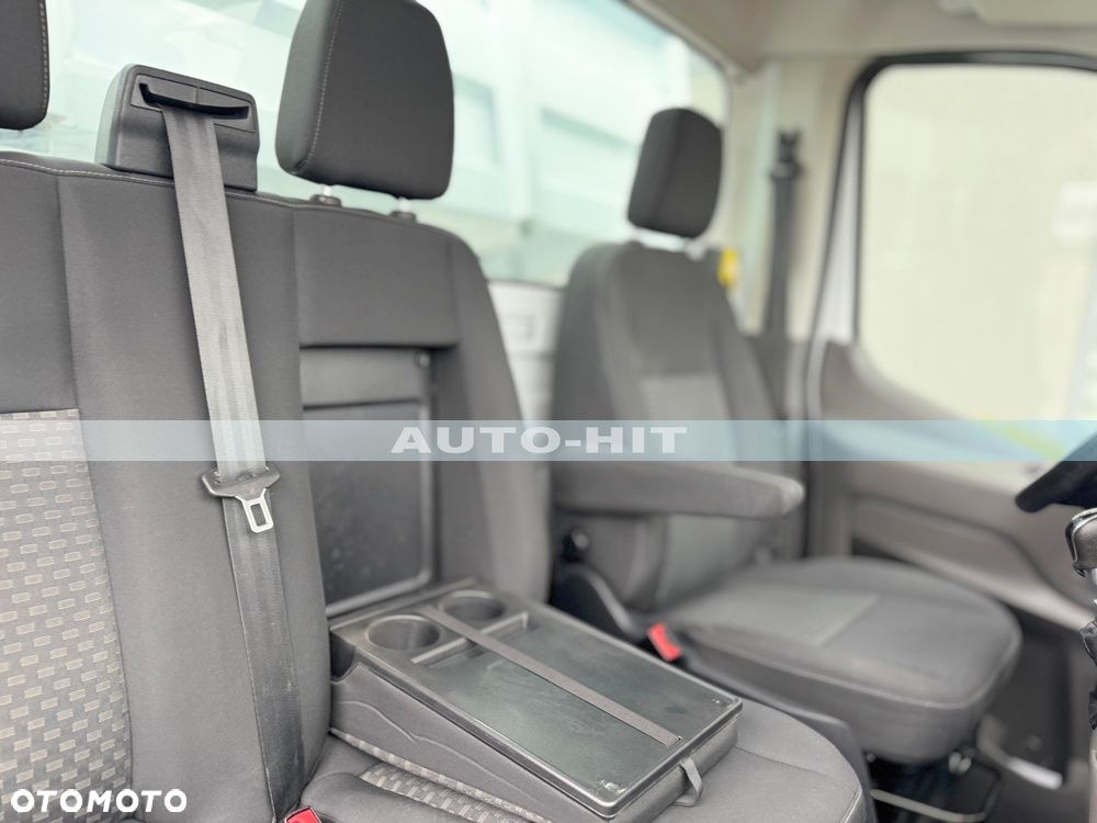 Ford Transit - 26