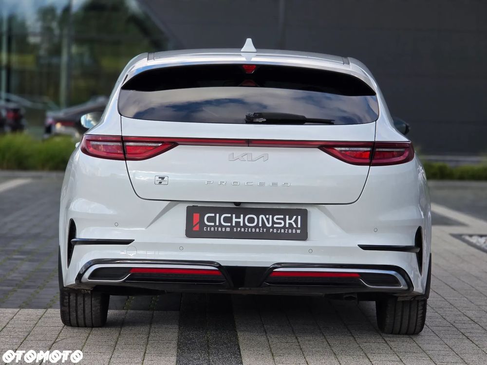 Kia ProCeed - 8