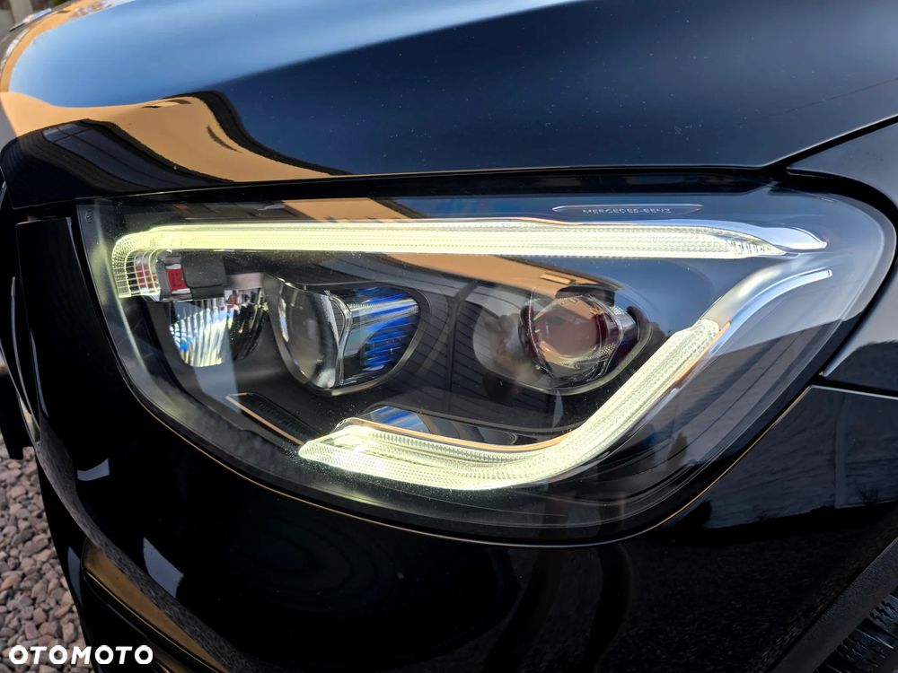 Mercedes-Benz GLC - 31