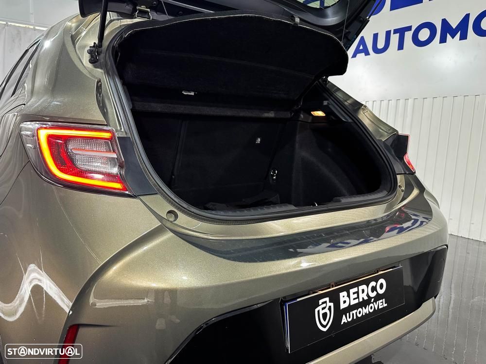 Toyota Corolla 1.8 Hybrid Comfort+P.Sport - 17