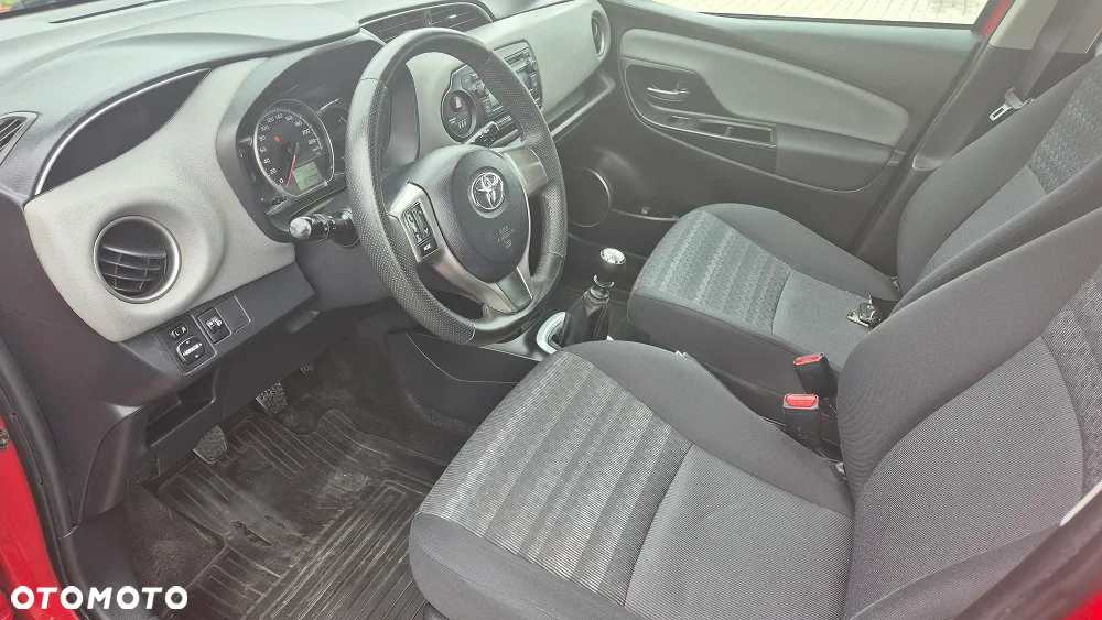 Toyota Yaris 1.33 Active EU6 - 10
