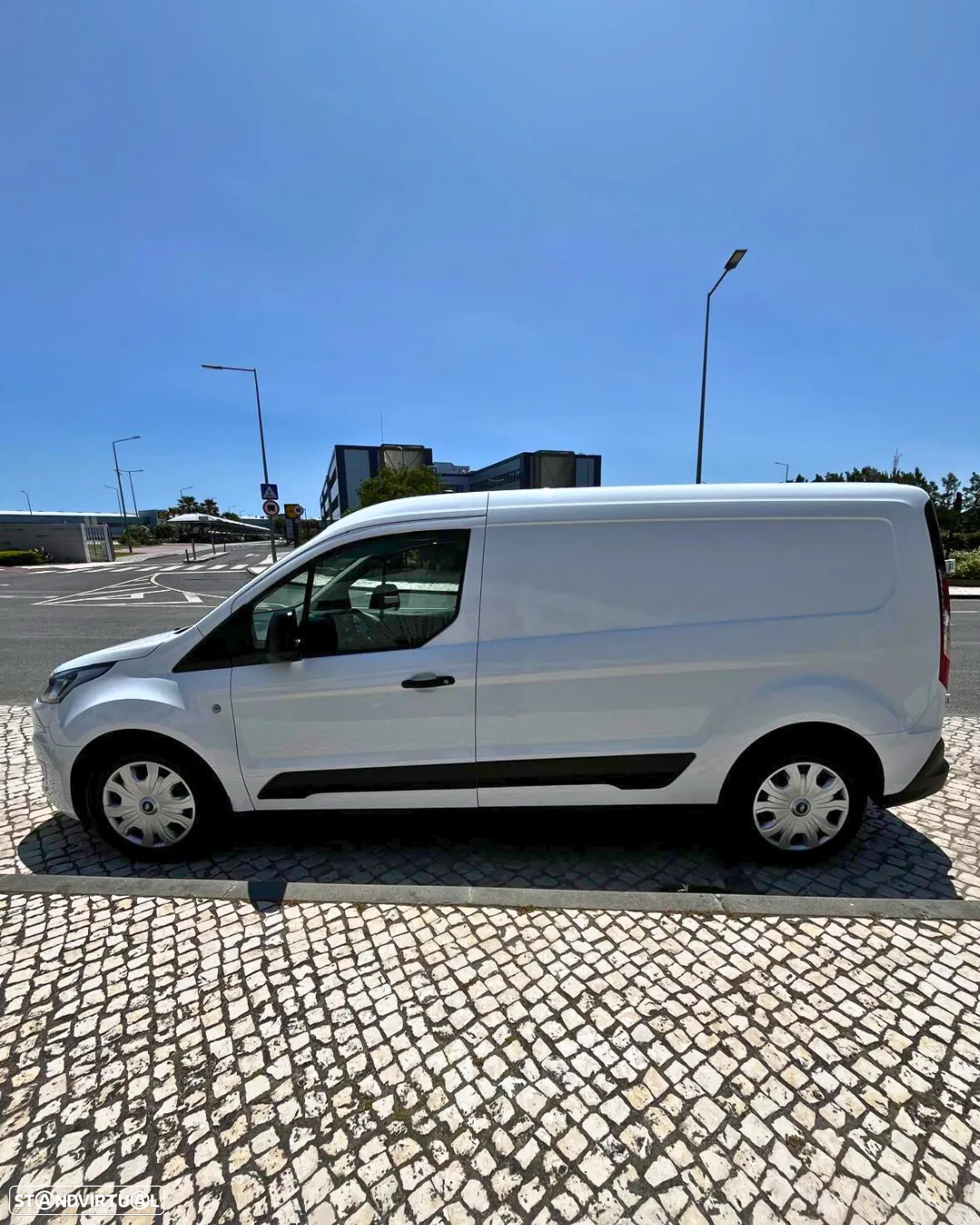 Ford TRANSIT CONNECT 1.5 EcoBlue L2 Trend - 4