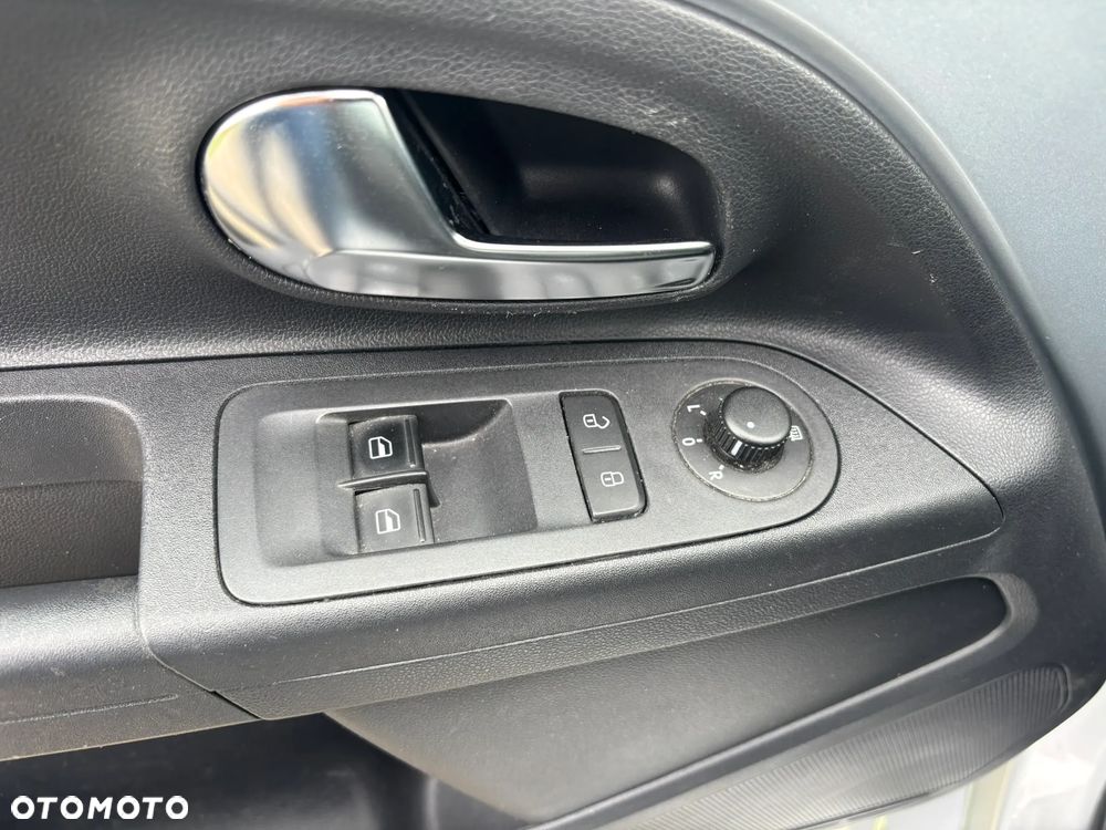 Volkswagen up! club - 15