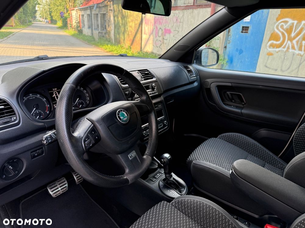 Skoda Fabia 1.4 TSI DSG RS - 9