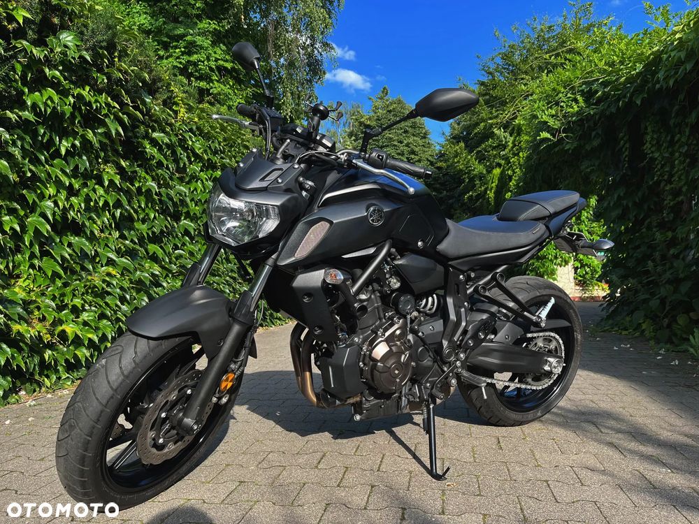 Yamaha MT - 6