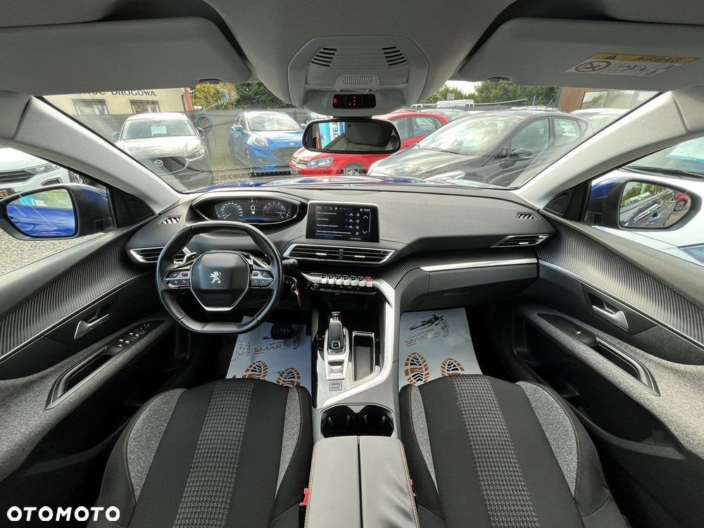 Peugeot 3008 1.2 PureTech Active S&S EAT8 - 11