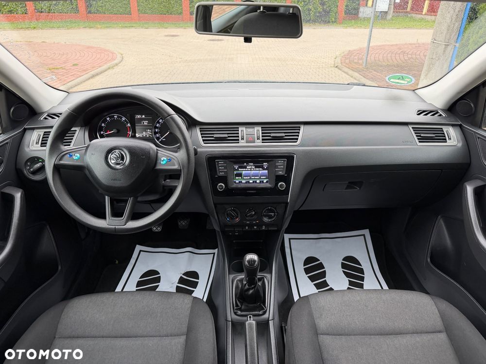 Skoda RAPID 1.2 TSI (Green tec) Emotion Plus - 6