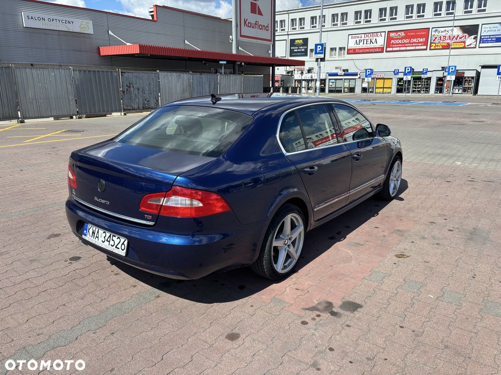Skoda Superb - 4