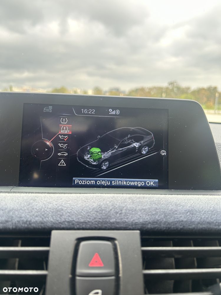 BMW Seria 3 320i xDrive - 24