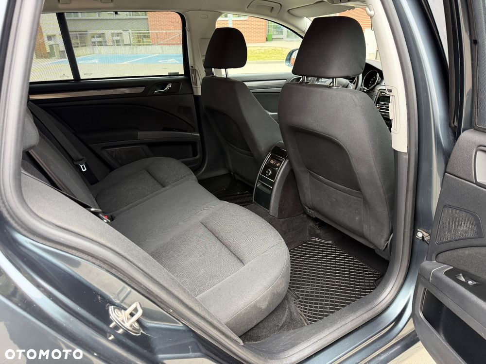 Skoda Superb 2.0 TDI 4x4 Ambition DSG - 9