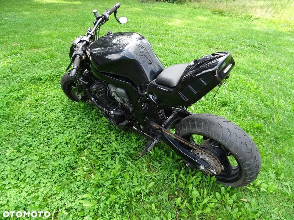 Suzuki GSX-R - 27