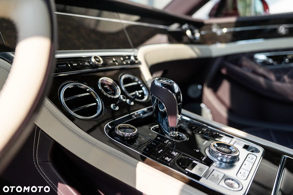 Bentley Continental GT - 18