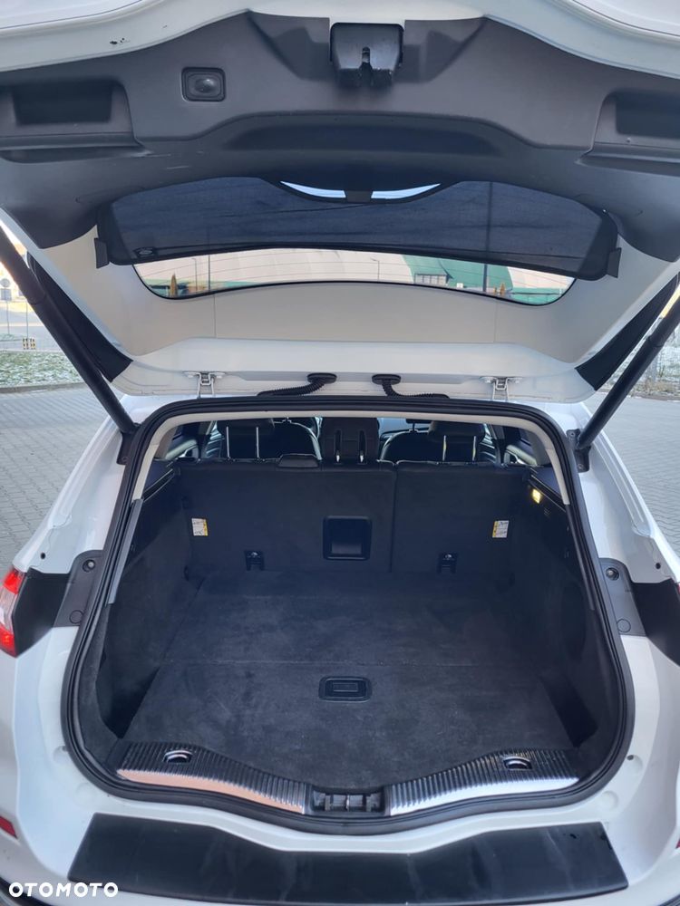 Ford Mondeo SW 2.0 TDCi S&S PowerShift-Aut Titanium - 12