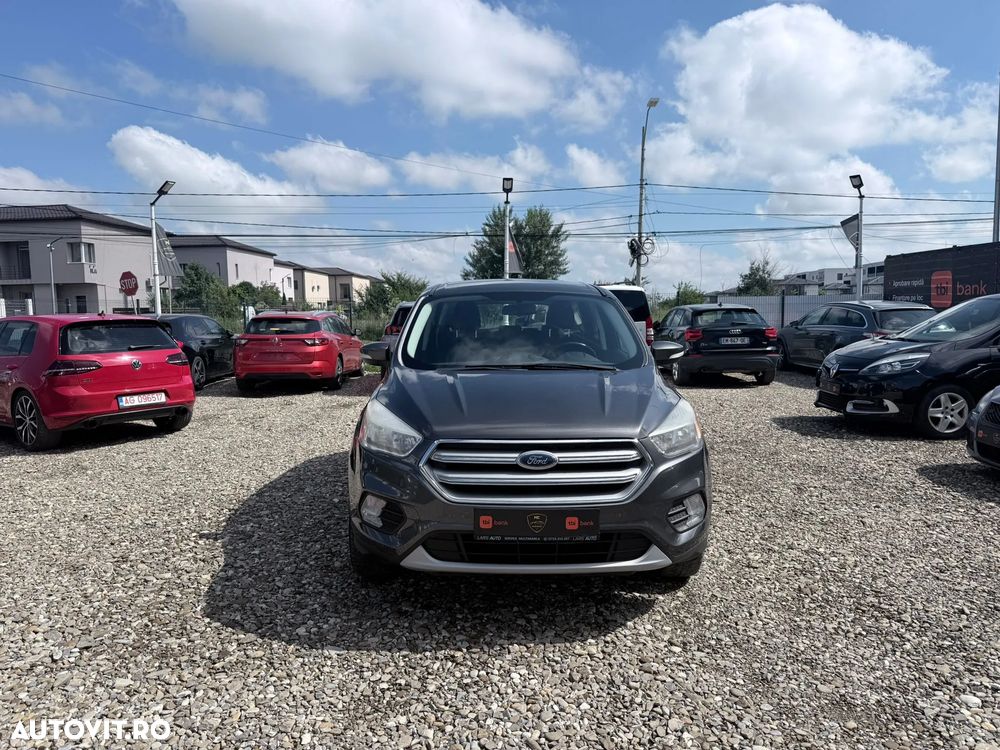Ford Kuga 2.0 TDCi 4WD Powershift Vignale - 18