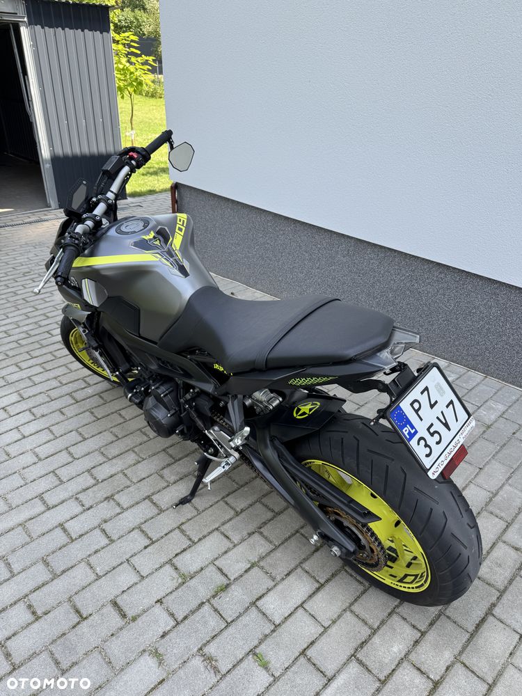 Yamaha MT - 3