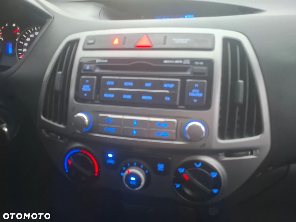 Hyundai i20 - 10