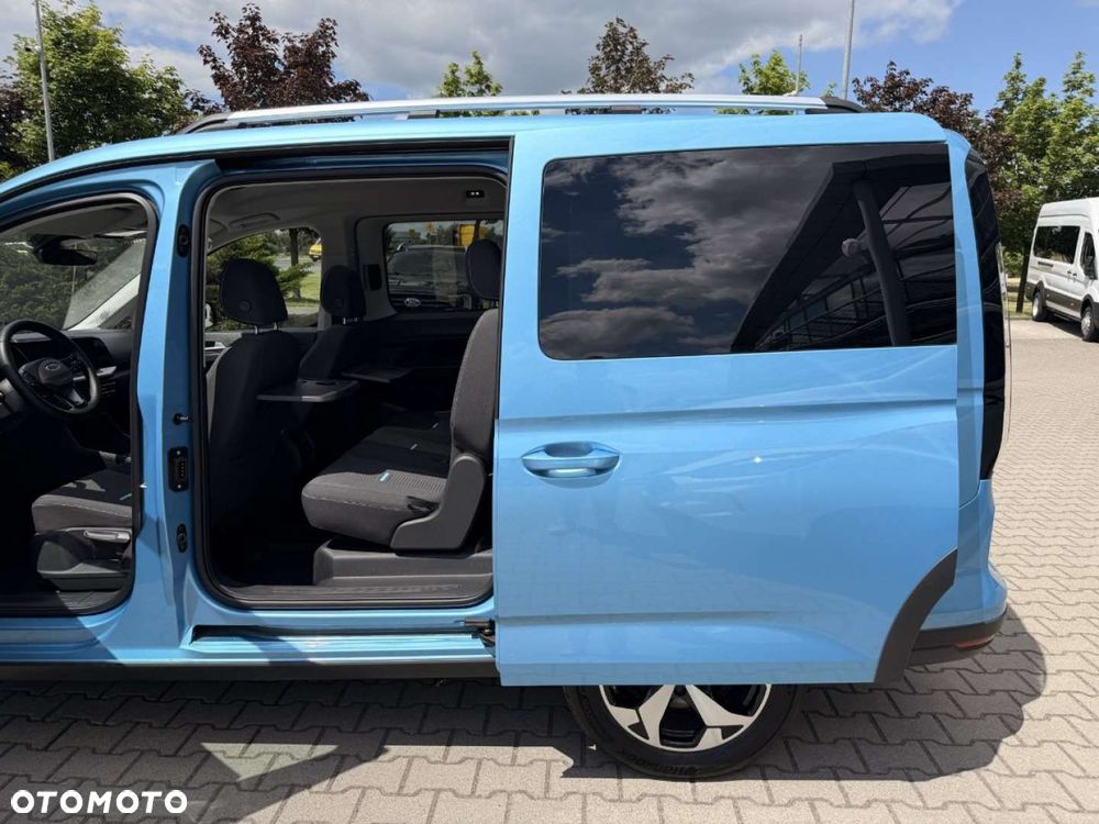 Ford Tourneo Connect Grand - 22