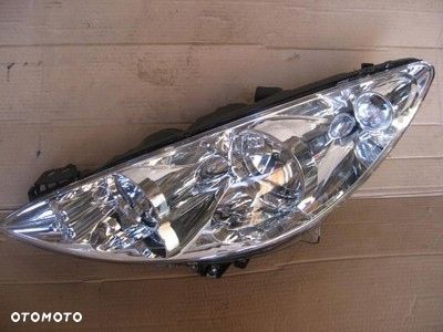 REFLEKTOR LAMPA LEWA PEUGEOT 308 stary model - 1