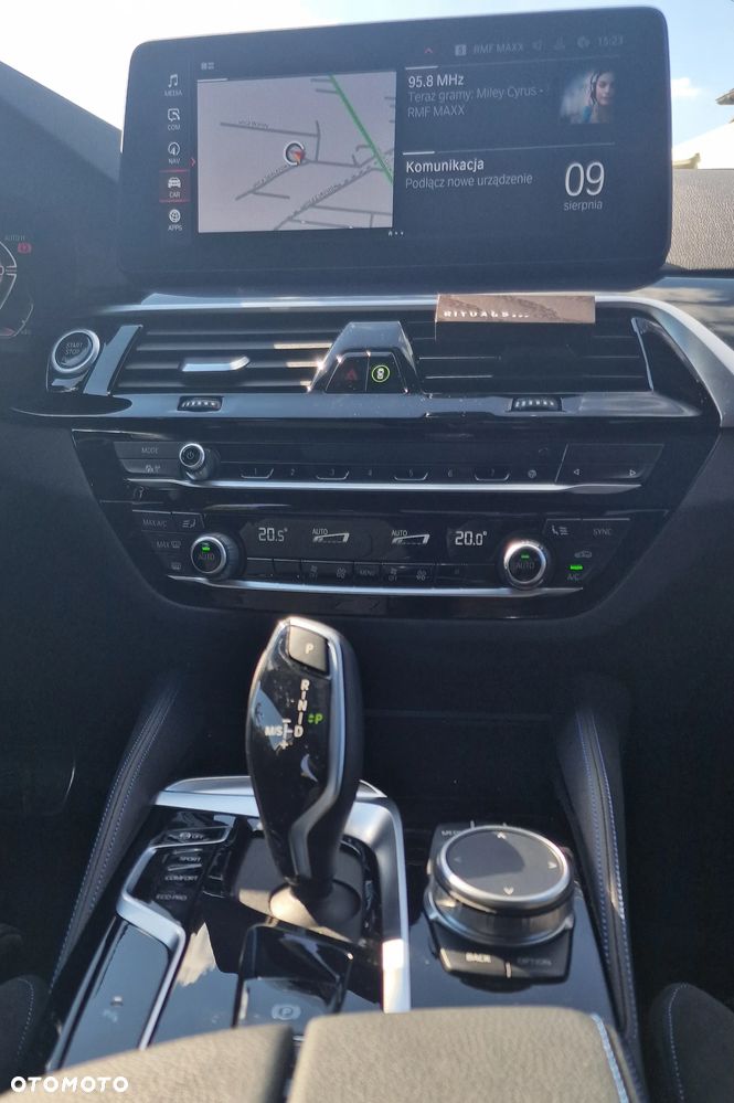 BMW Seria 5 520i - 16