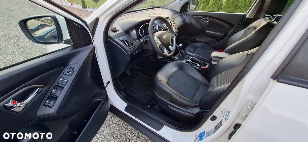 Hyundai ix35 2.0 4WD Premium - 11