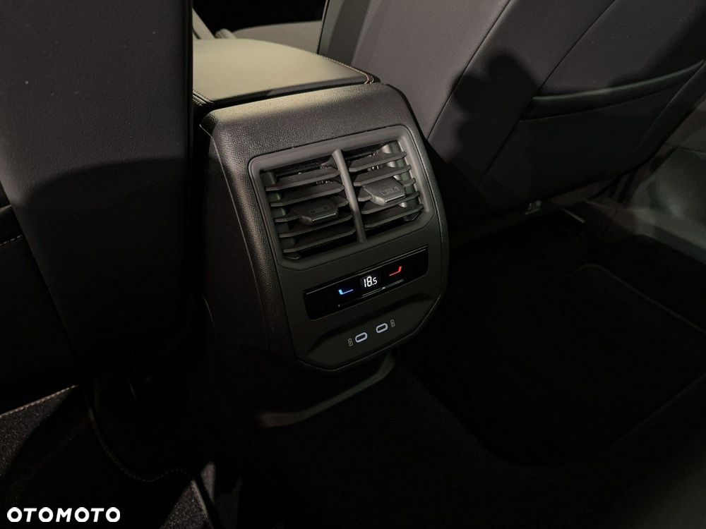 Cupra Formentor - 16