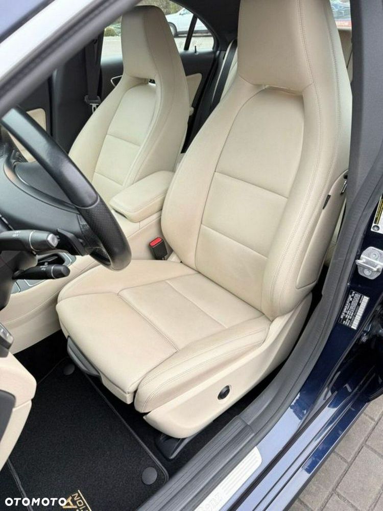 Mercedes-Benz CLA - 22