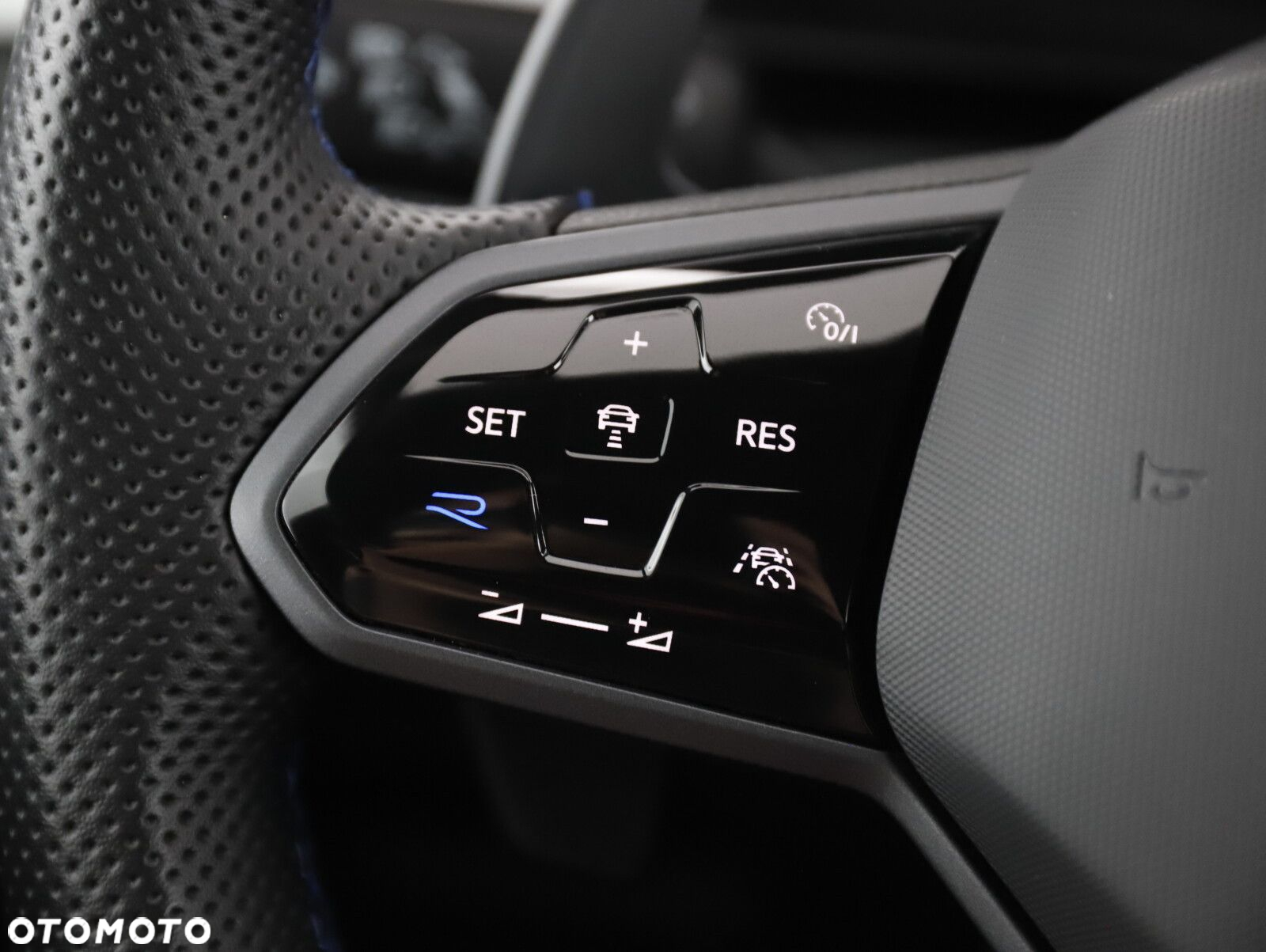 Volkswagen Arteon 2.0 TSI 4Motion R DSG - 20
