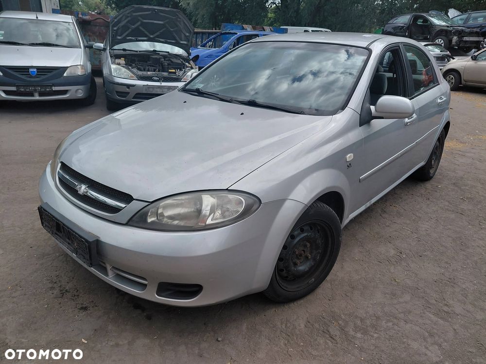 Na części: Chevrolet Lacetti  Rok 2008  Pojemność 1598 Moc 80 kw Benzyna - 6