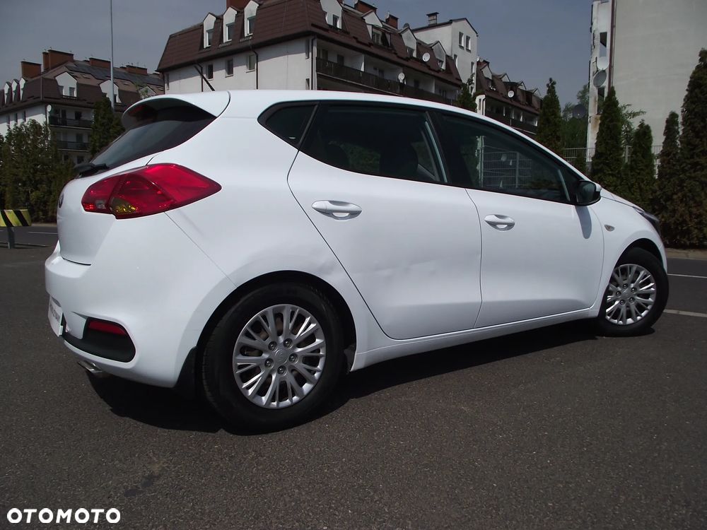 Kia Ceed 1.4 S - 8