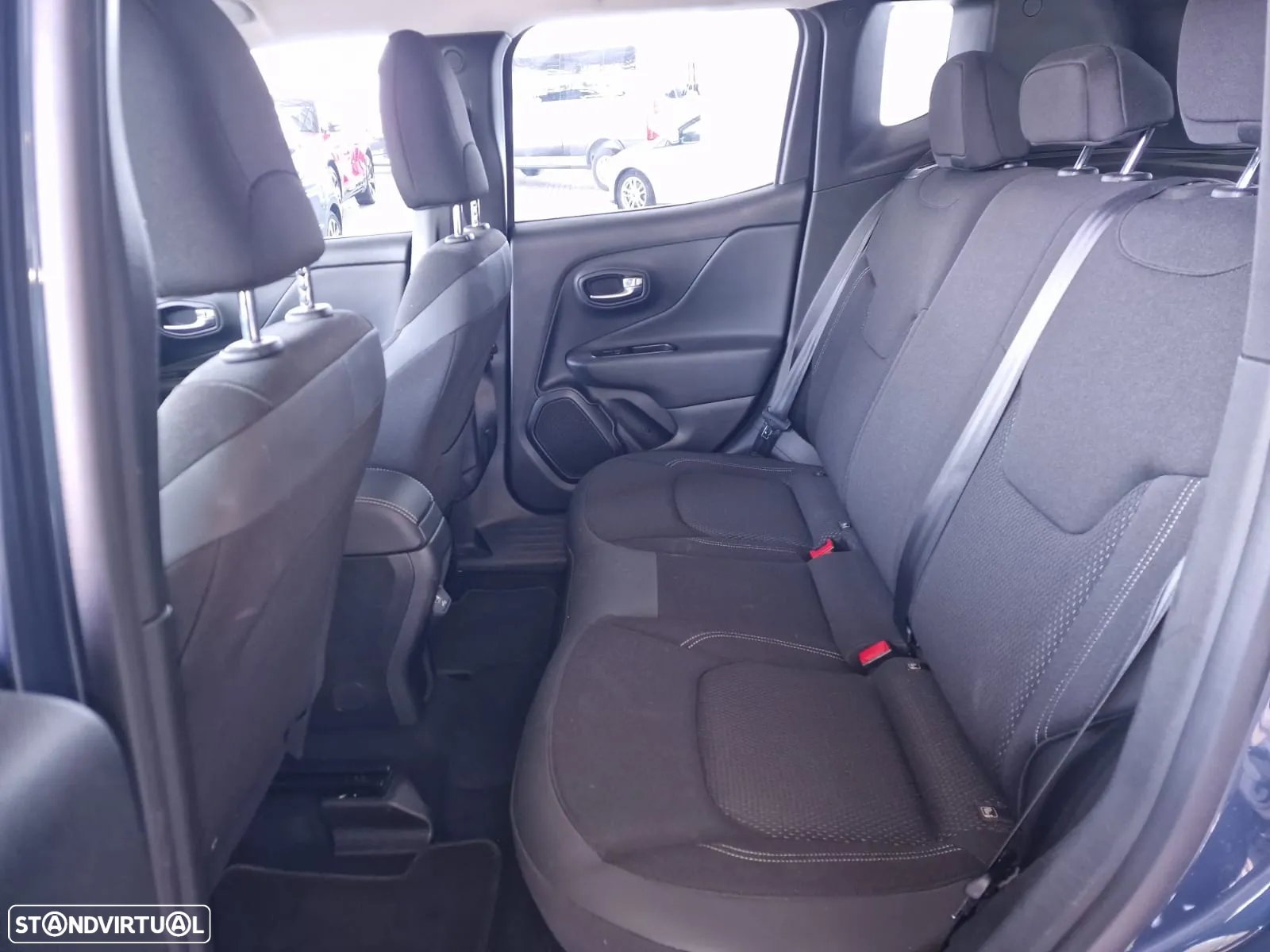 Jeep Renegade 1.6 MJD Night Eagle - 9