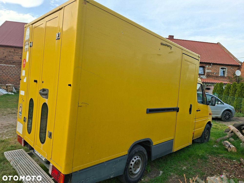 Mercedes-Benz Sprinter - 8
