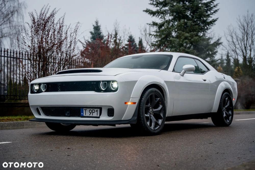 Dodge Challenger 3.6 SXT Plus - 2