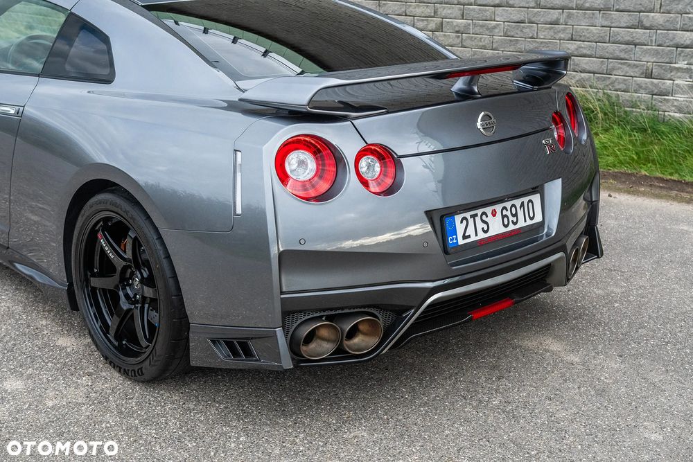 Nissan GT-R Track Edition - 14