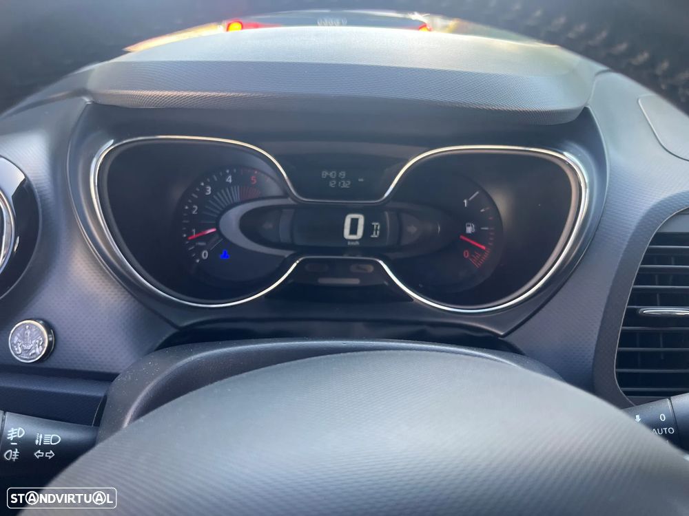 Renault Captur 1.5 dCi Exclusive EDC - 5