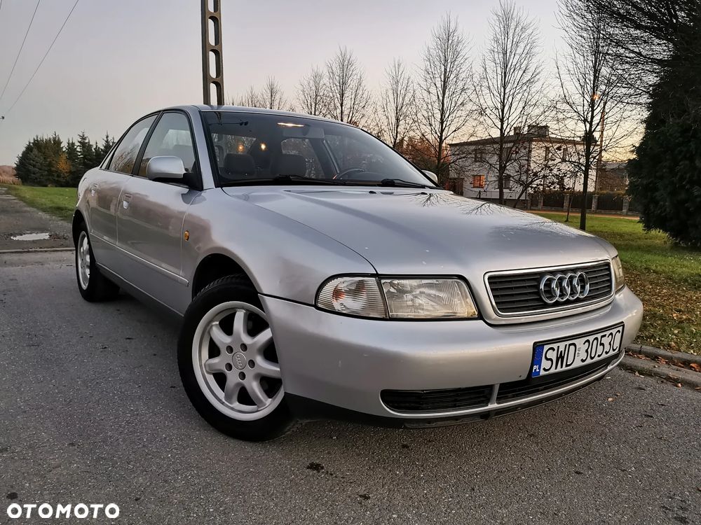 Audi A4 Limousine - 2